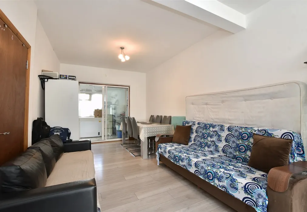 Lounge/Dining Room - Grosvenor Road, Forest Gate - Wards of Kent