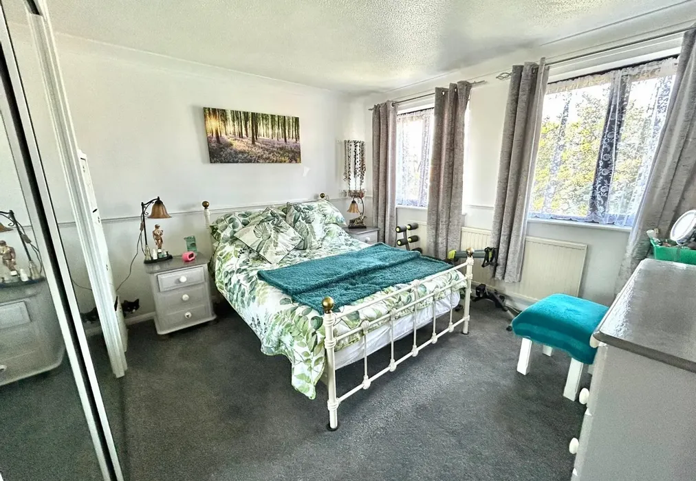 Bedroom 1 - Jefferstone Lane, St. Mary's Bay, Romney Marsh, Kent - Wards of Kent