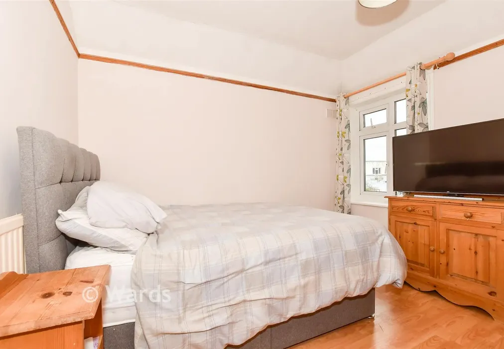 Bedroom 1 - Regent Street, Whitstable, Kent - Wards of Kent