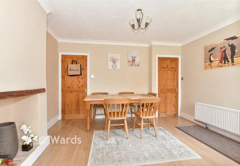 Dining Area - Regent Street, Whitstable, Kent - Wards of Kent