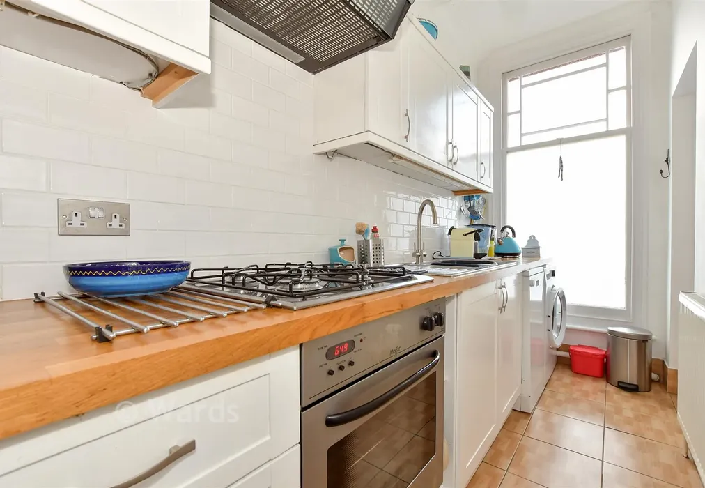 Kitchen - Dover Road, Walmer, Deal, Kent - Wards of Kent