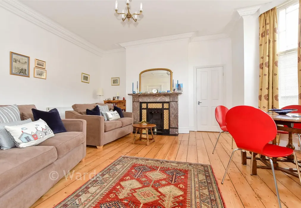 Living Room - Dover Road, Walmer, Deal, Kent - Wards of Kent