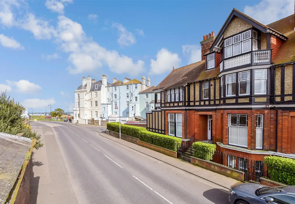 Street View - Dover Road, Walmer, Deal, Kent - Wards of Kent