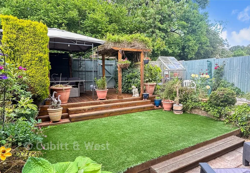 Rear Garden New - Ryde Lands, Cranleigh, Surrey - Wards of Kent