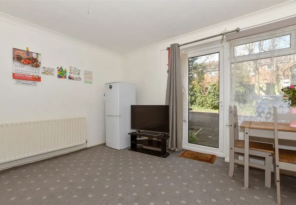 Lounge - Tonbridge Road, Maidstone, Kent - Wards of Kent