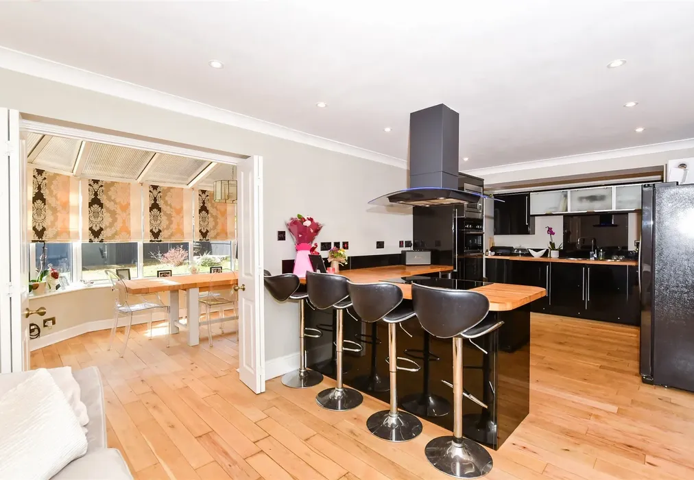 Kitchen/Diner - Chatfield Way, Bradbourne Fields, East Malling, Kent - Wards of Kent
