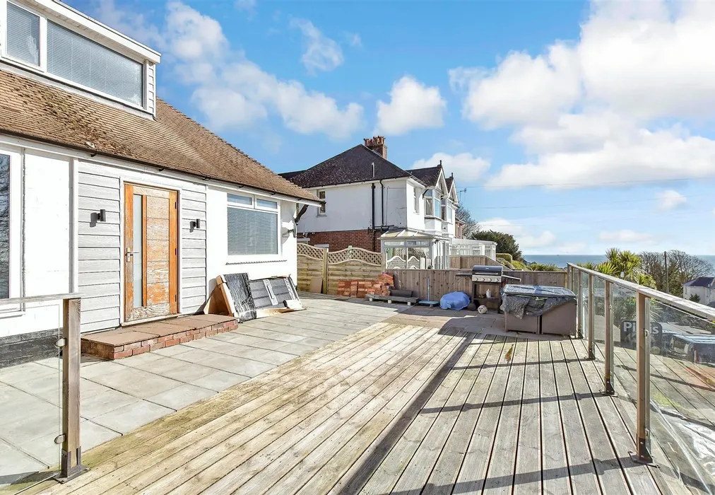 Balcony / Terrace - Gills Cliff Road, Ventnor, Isle of Wight - Wards of Kent