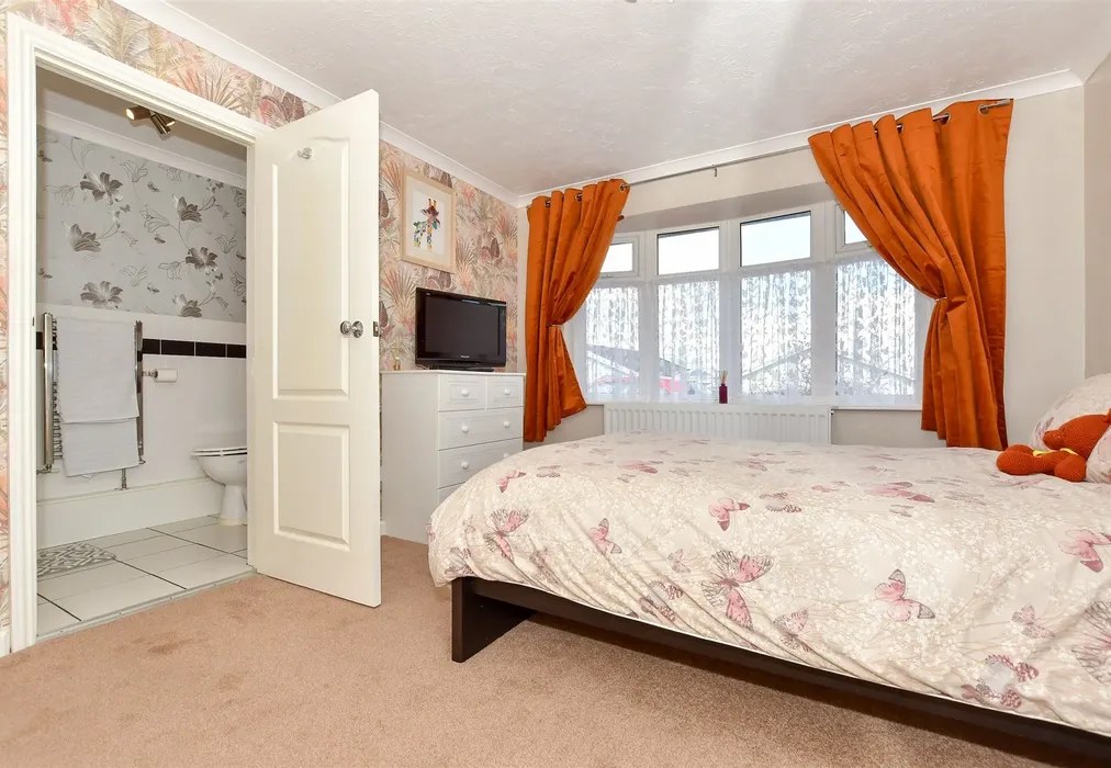 Internal Lifestyle Photograph - Edward Road, Kingsdown, Deal, Kent - Wards of Kent
