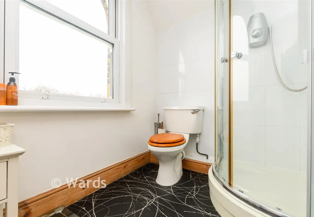 Shower Room - Weston Road, Strood, Rochester, Kent - Wards of Kent