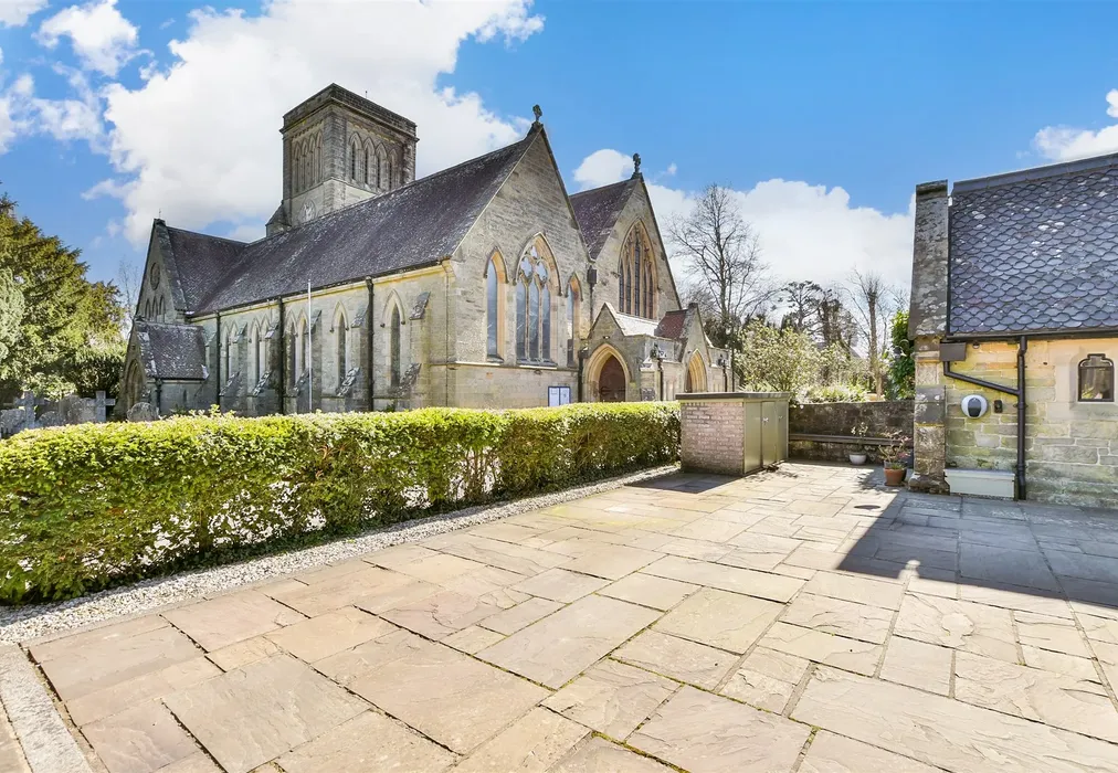 Driveway/Parking - Langton Road, Tunbridge Wells, Kent - Wards of Kent