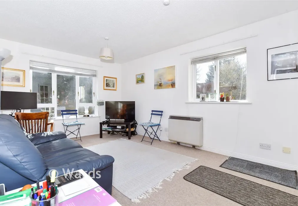 Lounge - Victoria Street, Maidstone, Kent - Wards of Kent