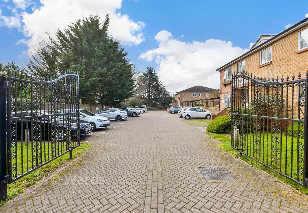 External Feature - Victoria Street, Maidstone, Kent - Wards of Kent