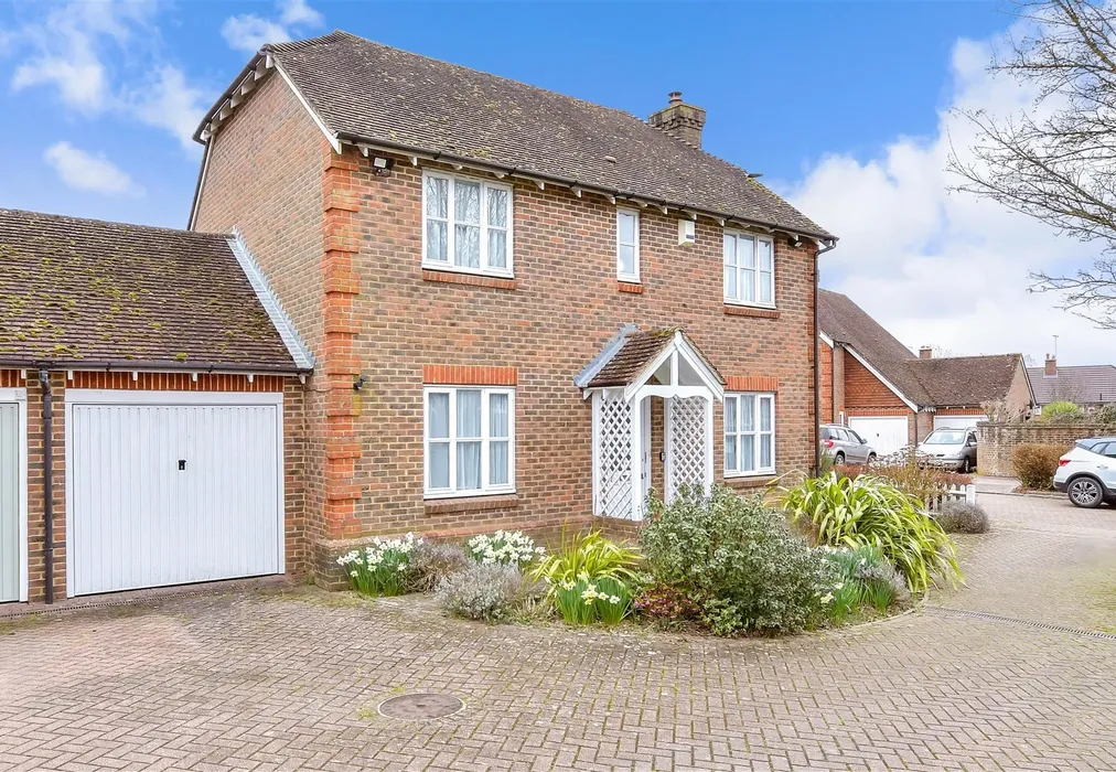External (Web) - Hop Pocket Close, Sissinghurst, Cranbrook, Kent - Wards of Kent