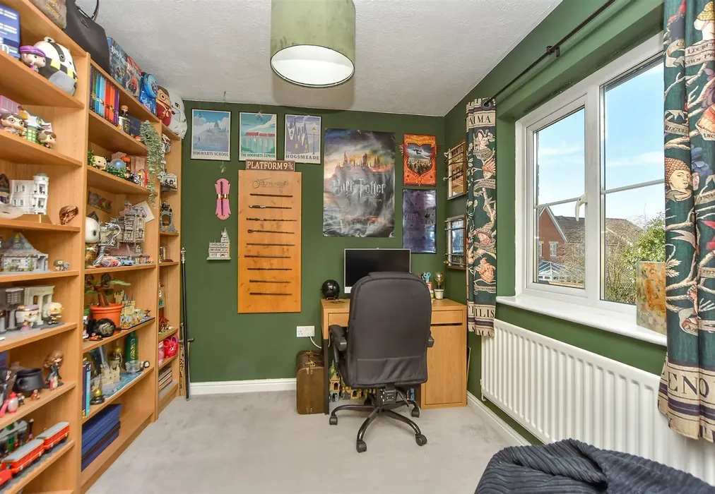 Bedroom 2 - Olivine Close, Sittingbourne, Kent - Wards of Kent