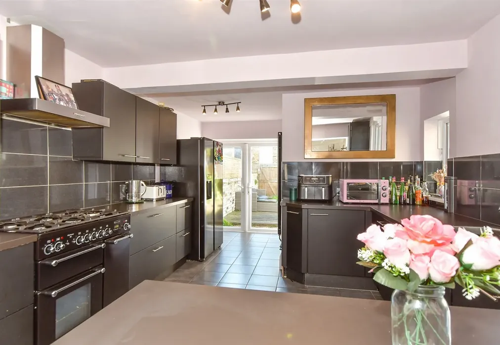 Internal Lifestyle Photograph - Ethelbert Road, Margate, Kent - Wards of Kent