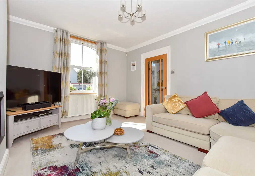 Lounge - Monkton Road, Minster, Ramsgate, Kent - Wards of Kent