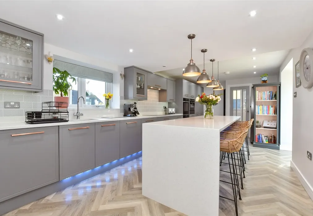 Kitchen/ Breakfast Room - Monkton Road, Minster, Ramsgate, Kent - Wards of Kent