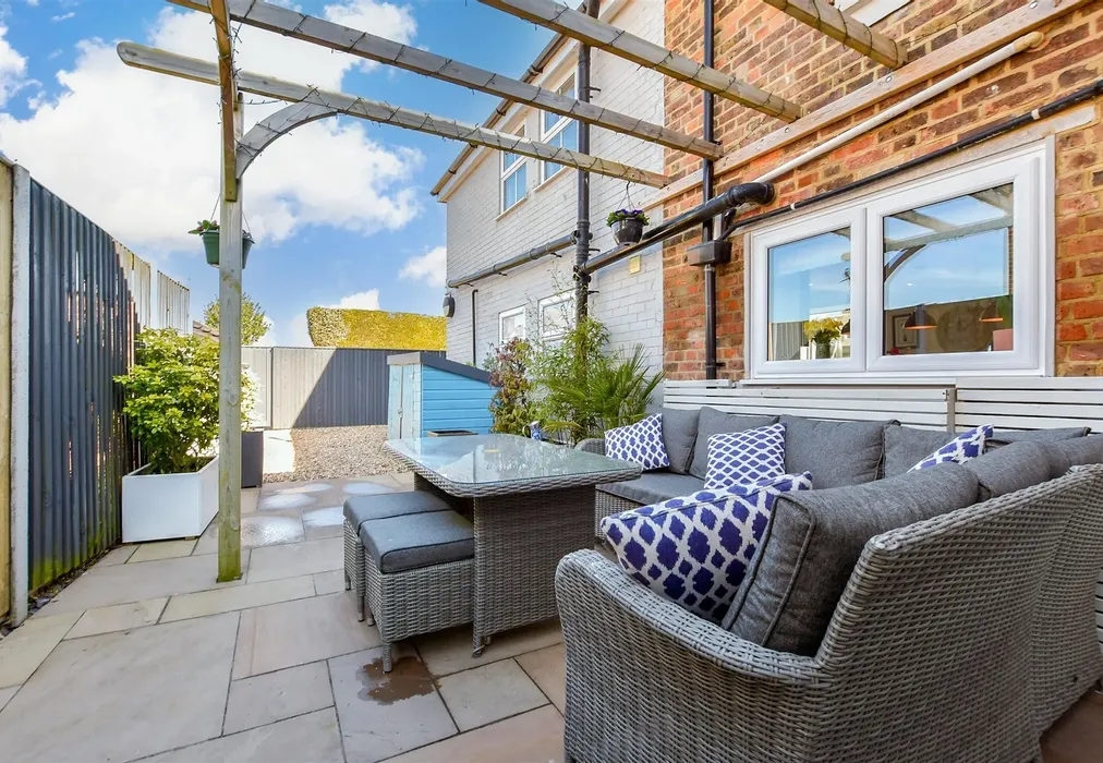 Patio / Decking - Monkton Road, Minster, Ramsgate, Kent - Wards of Kent