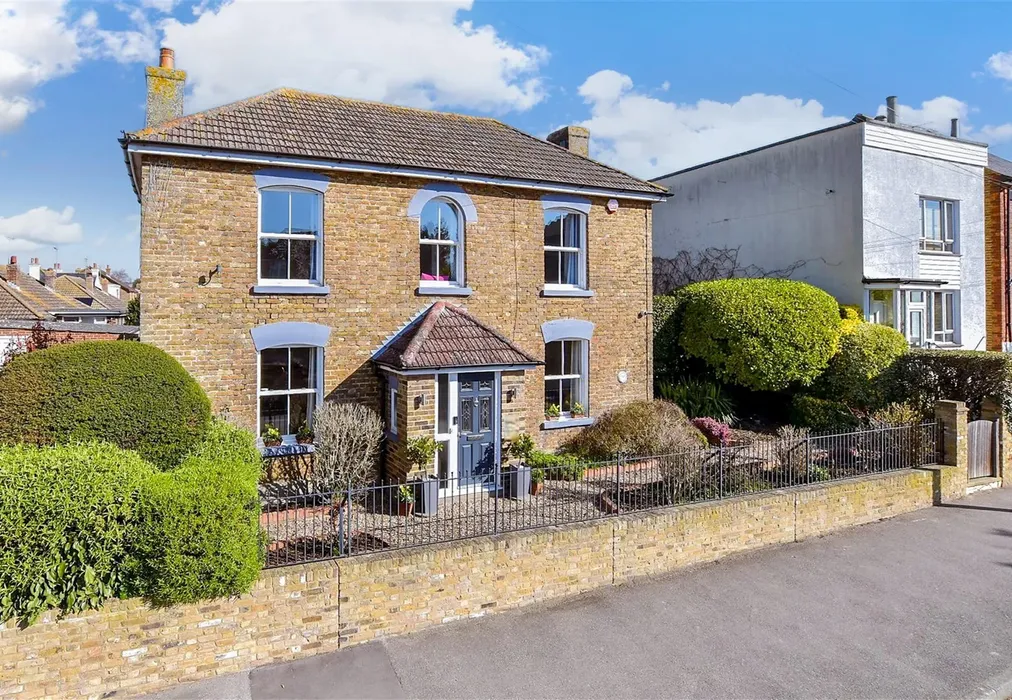Front Elevation Web - Monkton Road, Minster, Ramsgate, Kent - Wards of Kent