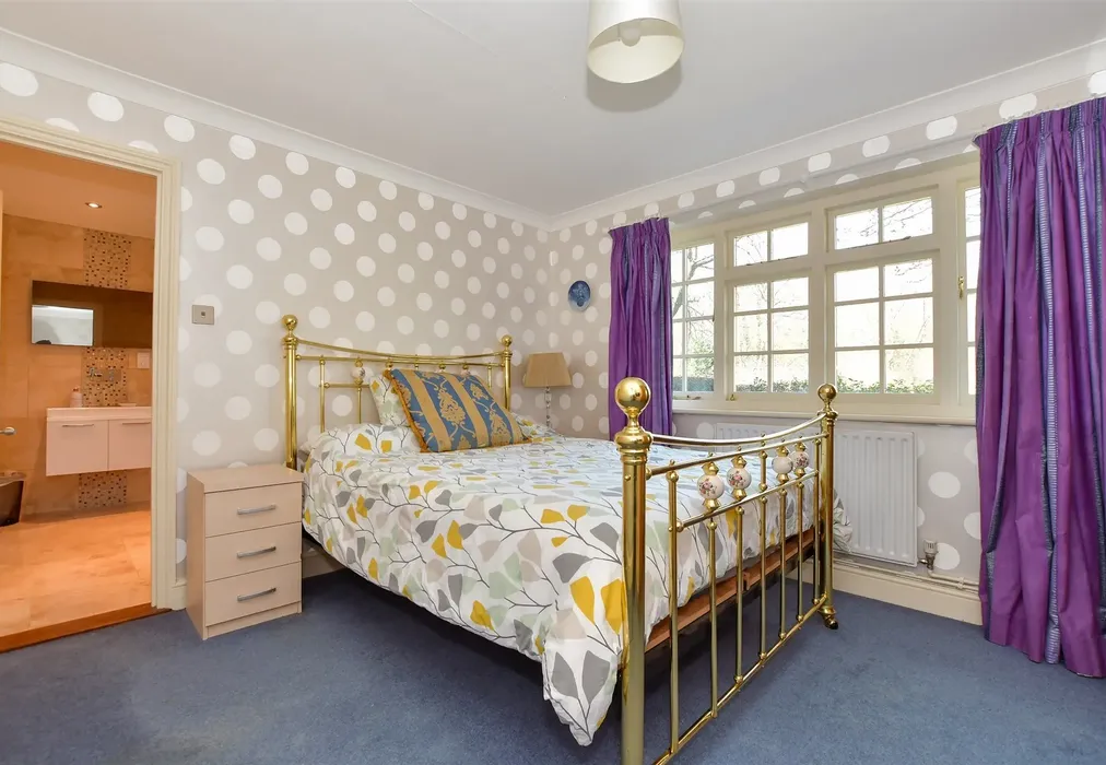 Guest Bedroom - Bossingham Road, Stelling Minnis, Canterbury, Kent - Wards of Kent