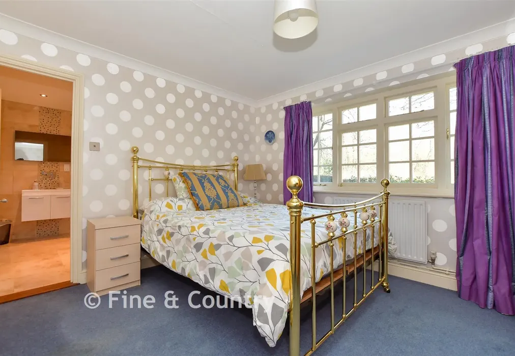 Guest Bedroom - Bossingham Road, Stelling Minnis, Canterbury, Kent - Wards of Kent