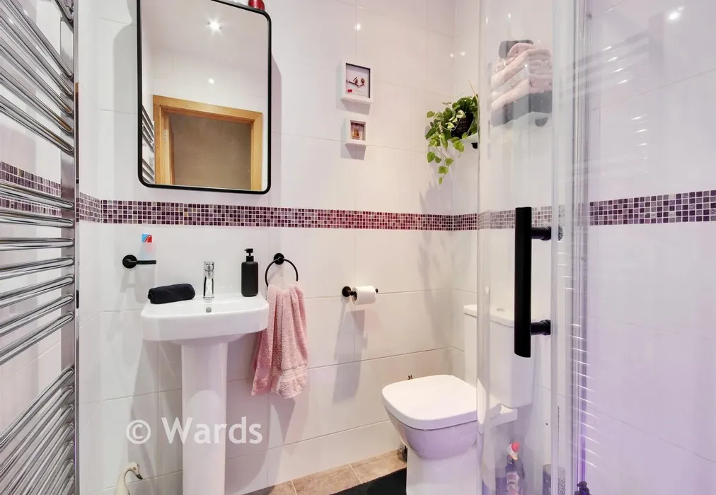 Shower Room - The Gallops, Vigo, Kent - Wards of Kent