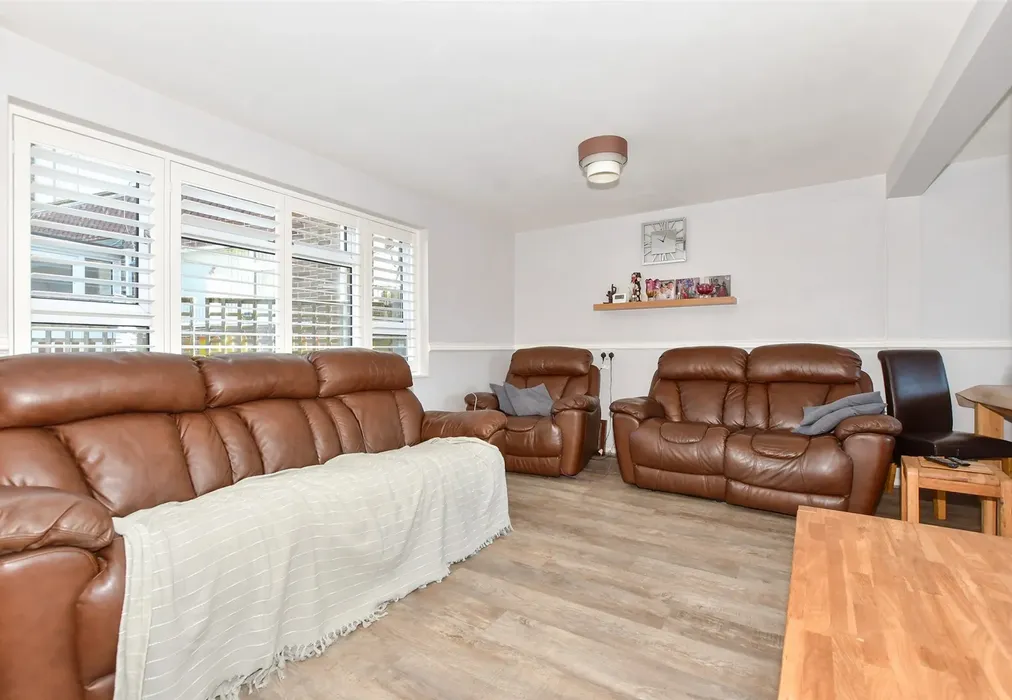 Lounge/Diner - Hollands Avenue, Folkestone, Kent - Wards of Kent