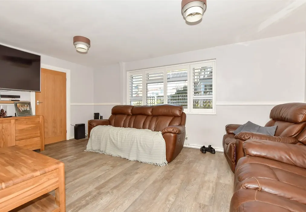 Lounge/Diner - Hollands Avenue, Folkestone, Kent - Wards of Kent