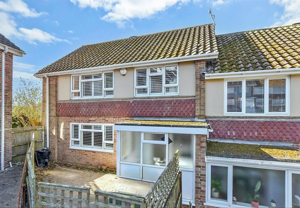 External Web - Hollands Avenue, Folkestone, Kent - Wards of Kent