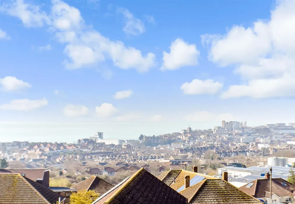 Views To Front - Hollands Avenue, Folkestone, Kent - Wards of Kent