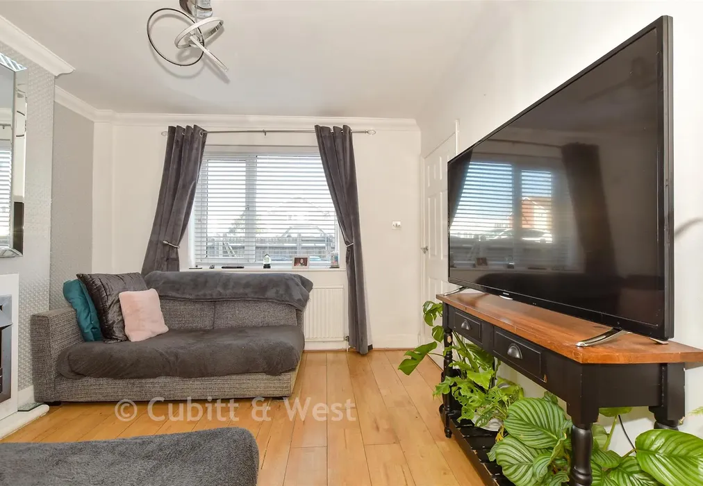 Lounge - Worthing Road, Rustington, West Sussex - Wards of Kent
