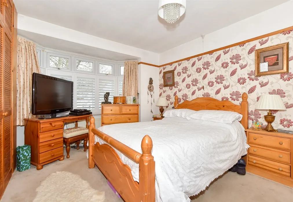 Bedroom 1 - Alder Road, Folkestone, Kent - Wards of Kent