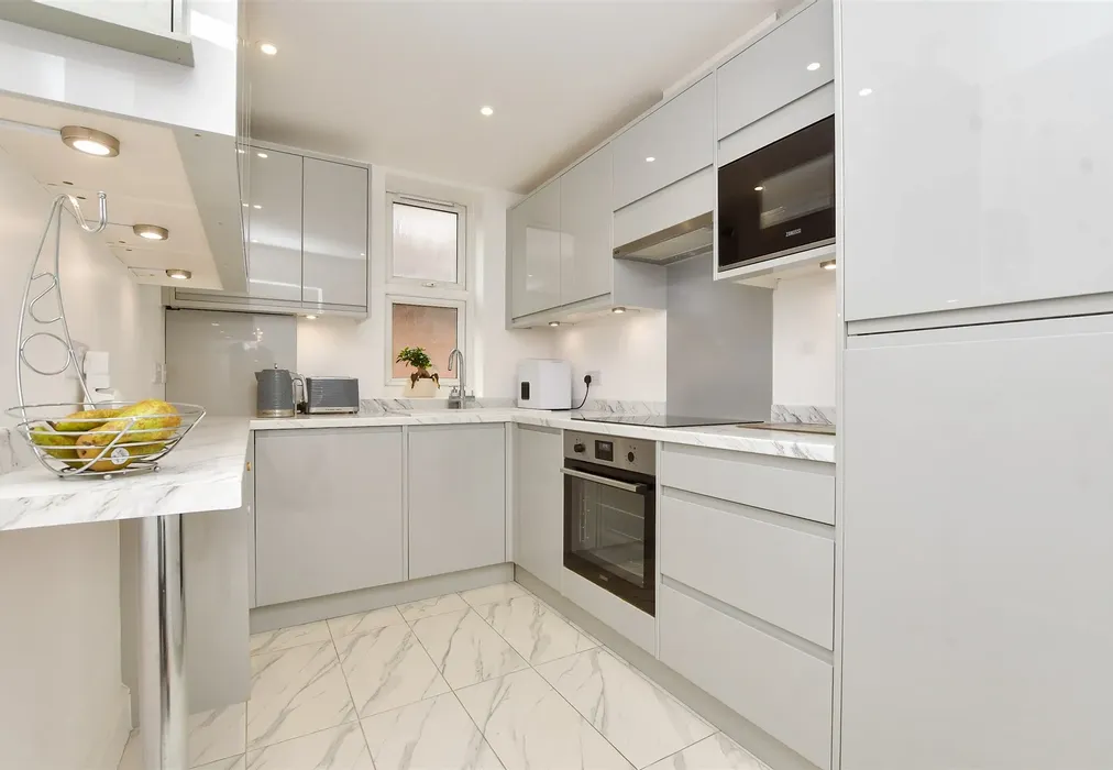 Kitchen - Bromley Road, Beckenham, Kent - Wards of Kent