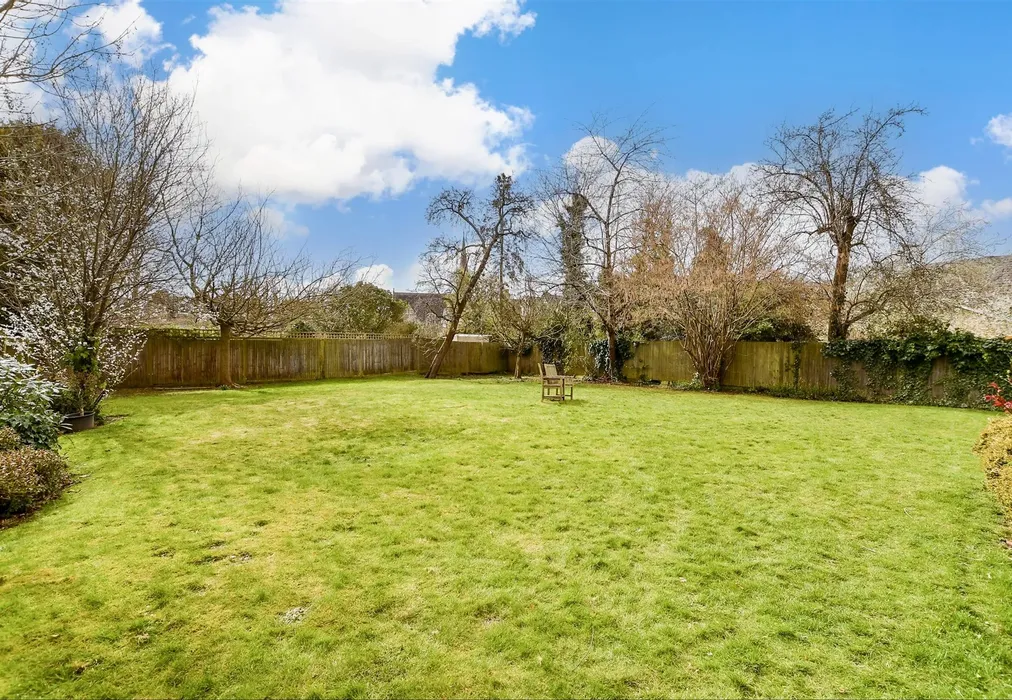 Communal Gardens - Bromley Road, Beckenham, Kent - Wards of Kent