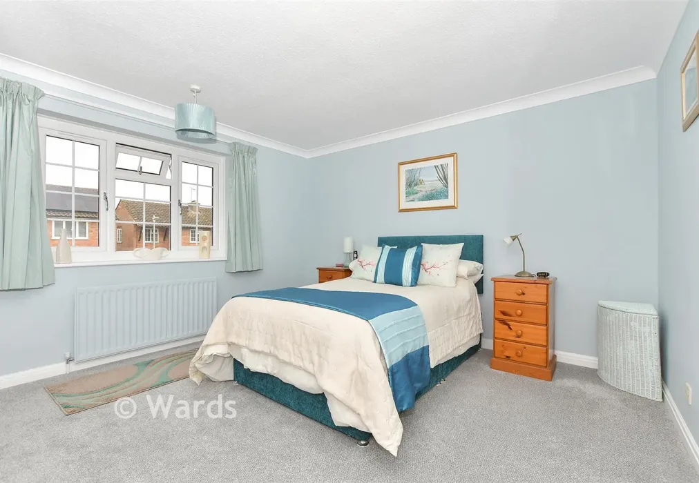 Bedroom 1 - Southgate Road, Tenterden, Kent - Wards of Kent