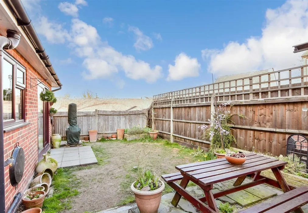 Rear Garden - Albany Road, Rochester, Kent - Wards of Kent