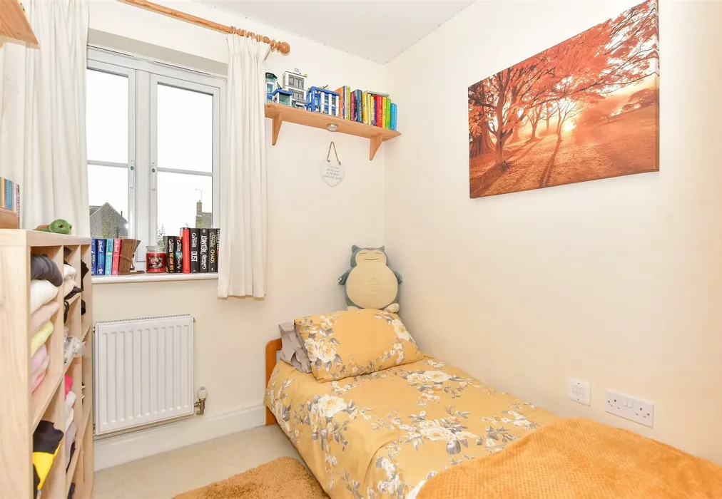 Bedroom 3 - School Close, Westergate, Chichester, West Sussex - Wards of Kent
