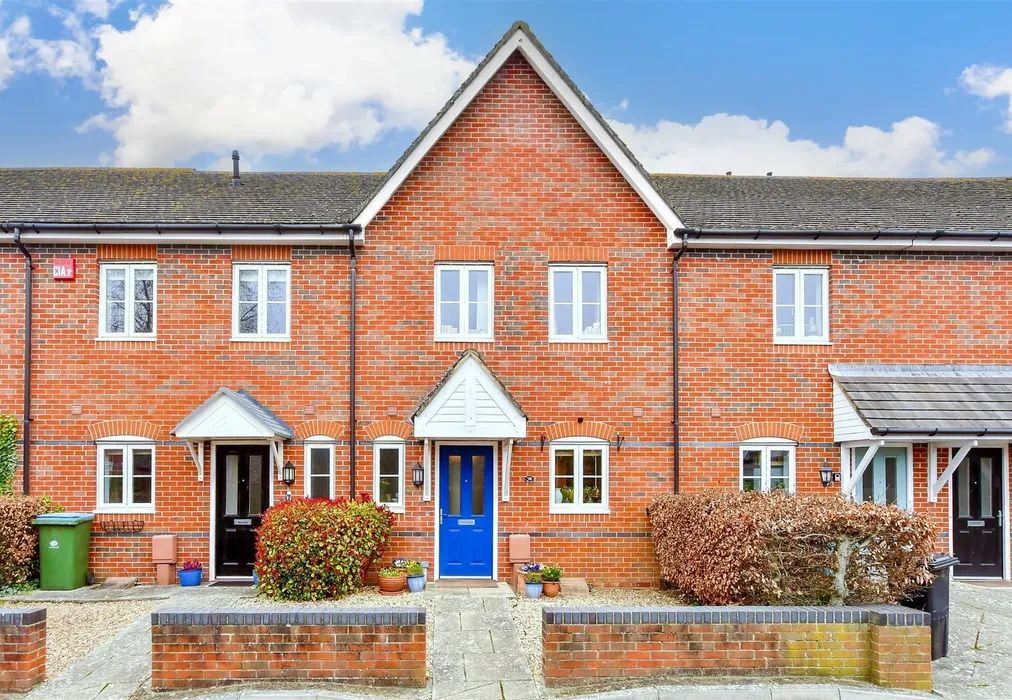 External (Web) - School Close, Westergate, Chichester, West Sussex - Wards of Kent