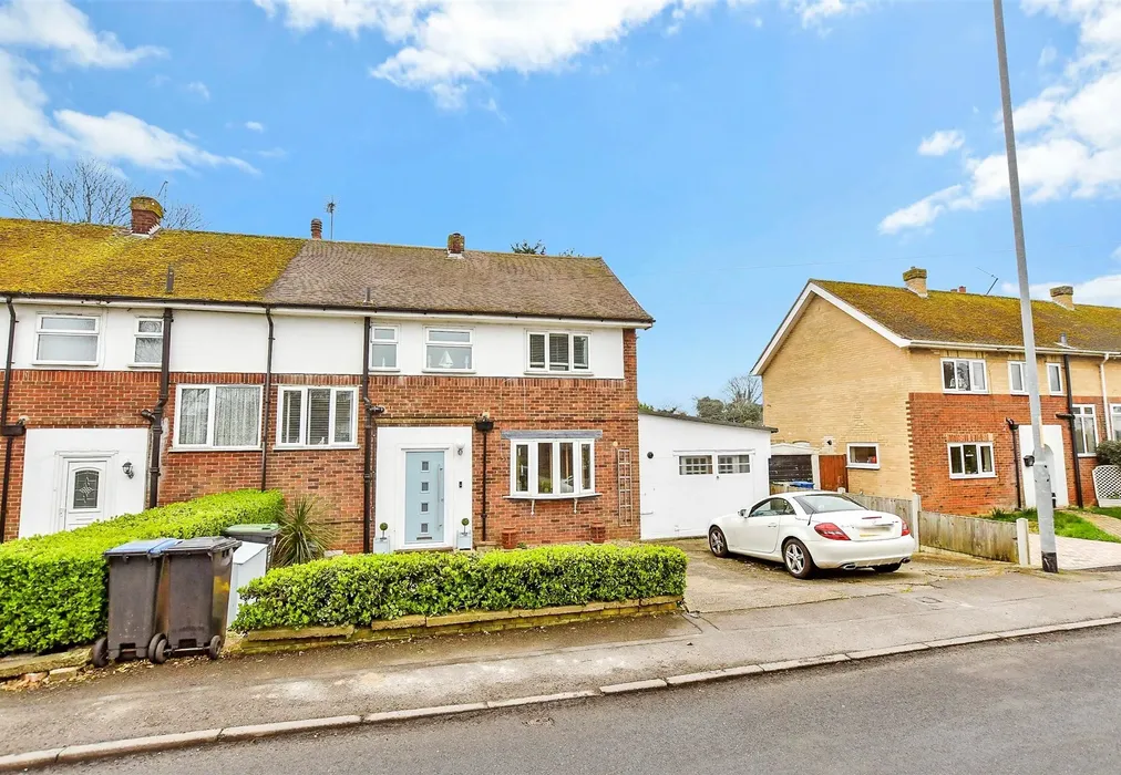 Front Elevation Brochure - Minnis Road, Birchington, Kent - Wards of Kent