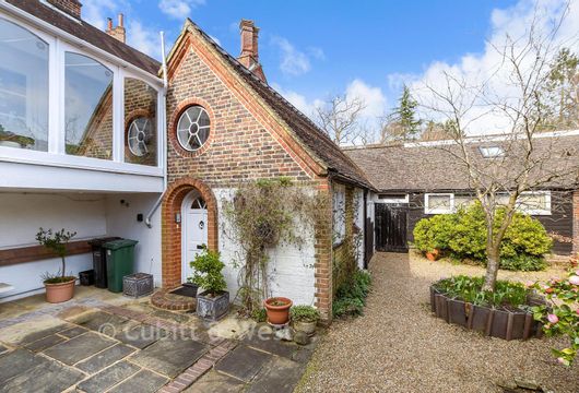 Laglands Close, Reigate, Surrey - Wards of Kent
