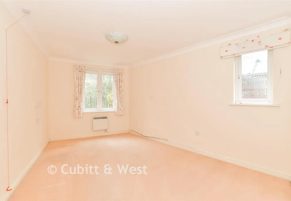 Bedroom 2 - Springwell, Havant, Hampshire - Wards of Kent