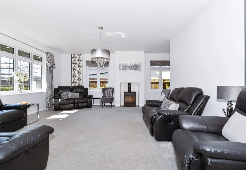 Lounge - Lancet Lane, Maidstone, Kent - Wards of Kent