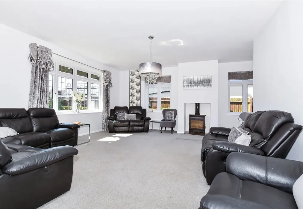 Lounge - Lancet Lane, Maidstone, Kent - Wards of Kent