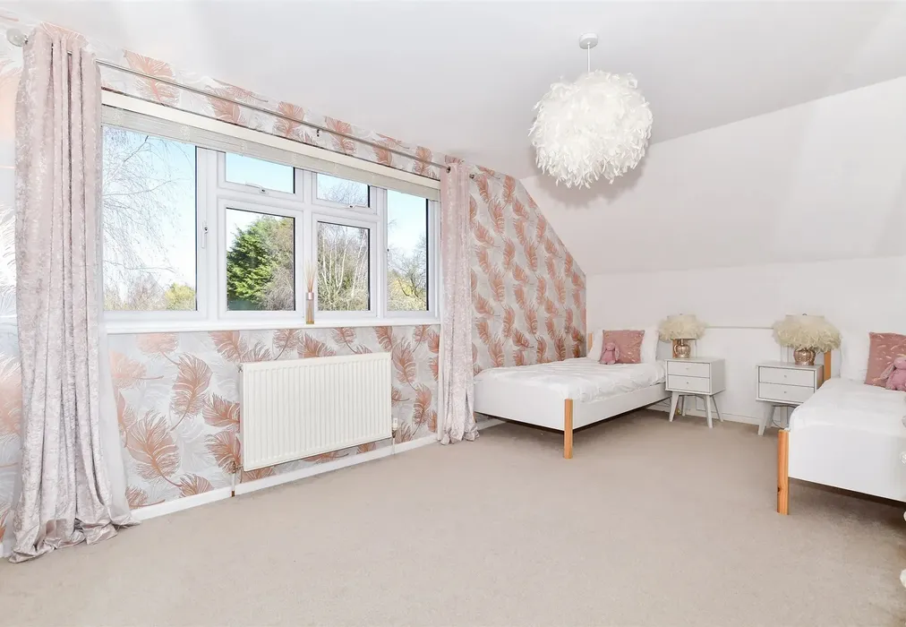 Bedroom 2 - Lancet Lane, Maidstone, Kent - Wards of Kent
