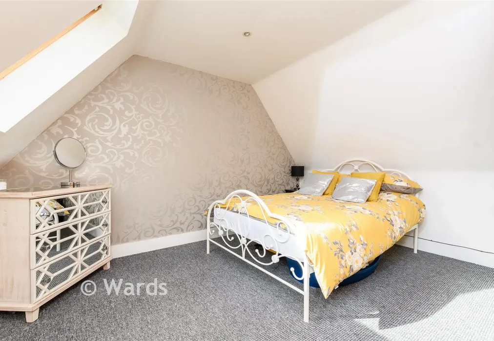Bedroom 2 - Valley Lane, Culverstone, Meopham, Kent - Wards of Kent