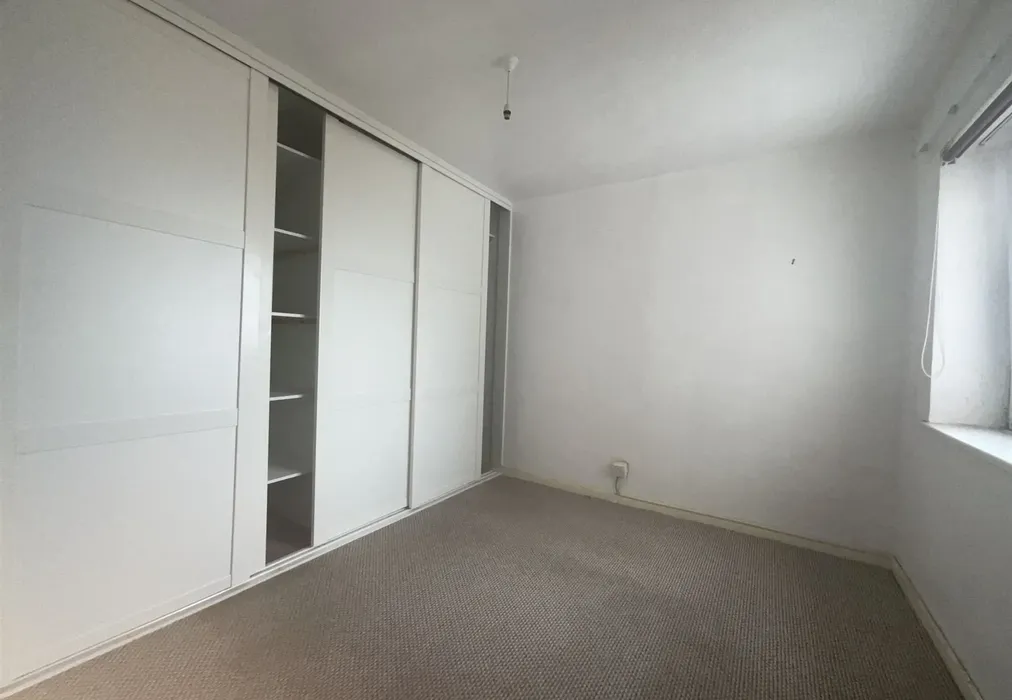 Bedroom 2 - South Street, Gosport, Hampshire - Wards of Kent