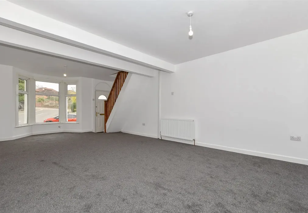 Lounge - Gravesend Road, Strood, Rochester, Kent - Wards of Kent