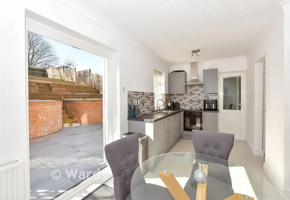Kitchen/Diner - Eden Avenue, Chatham, Kent - Wards of Kent