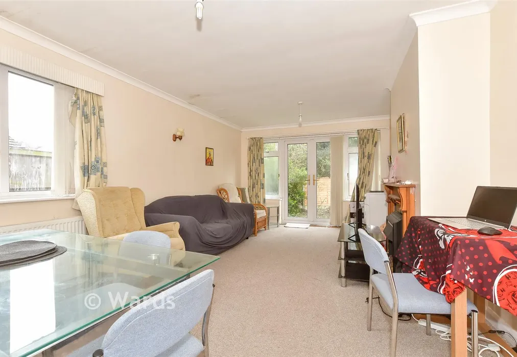 Lounge/Diner - New Street, Canterbury, Kent - Wards of Kent