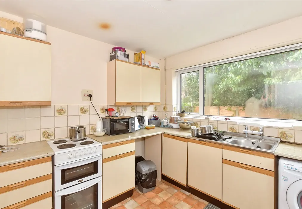 Kitchen - New Street, Canterbury, Kent - Wards of Kent